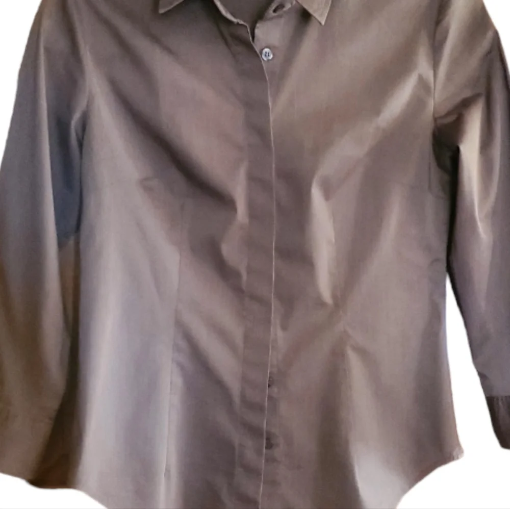 New York & Co Stretch Button Front 3/4 Sleeve Brown Shirt XS - Picture 2 of 6